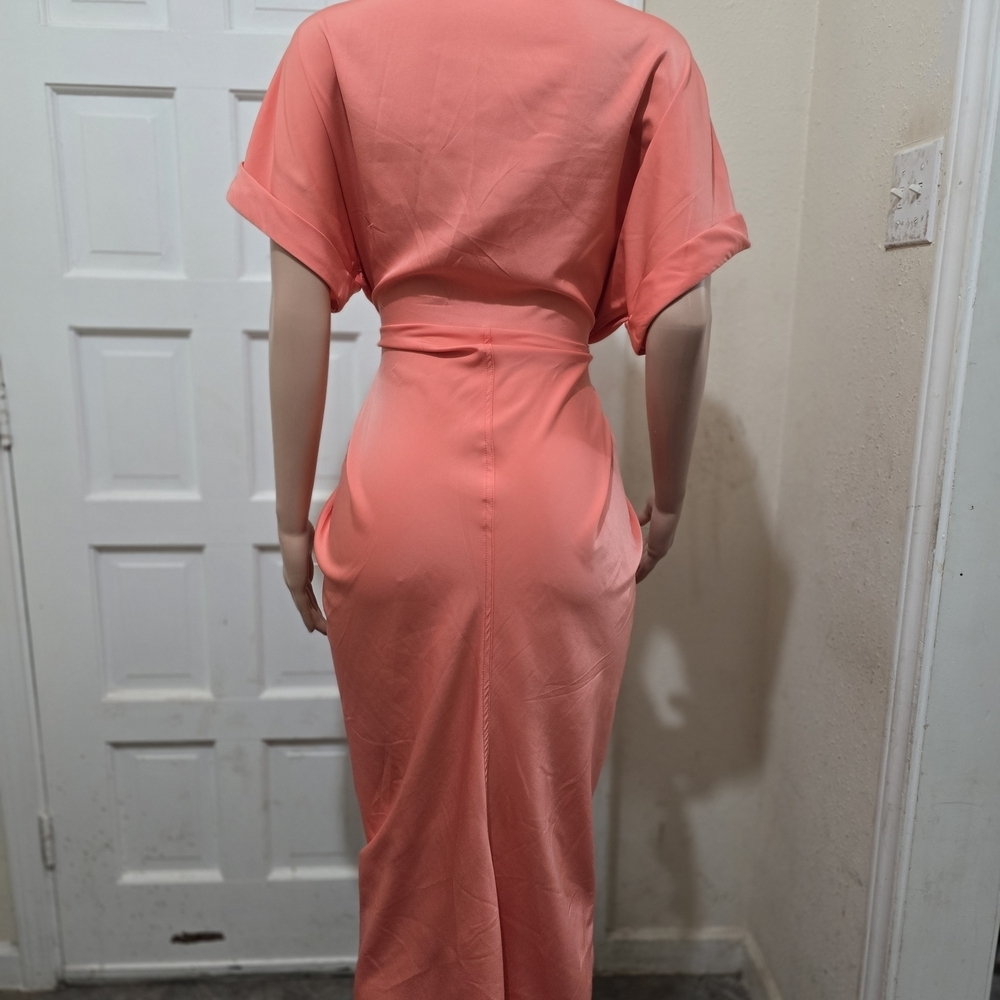 Chic Coral Midi Dress With Tie Waist — image 3 of 8